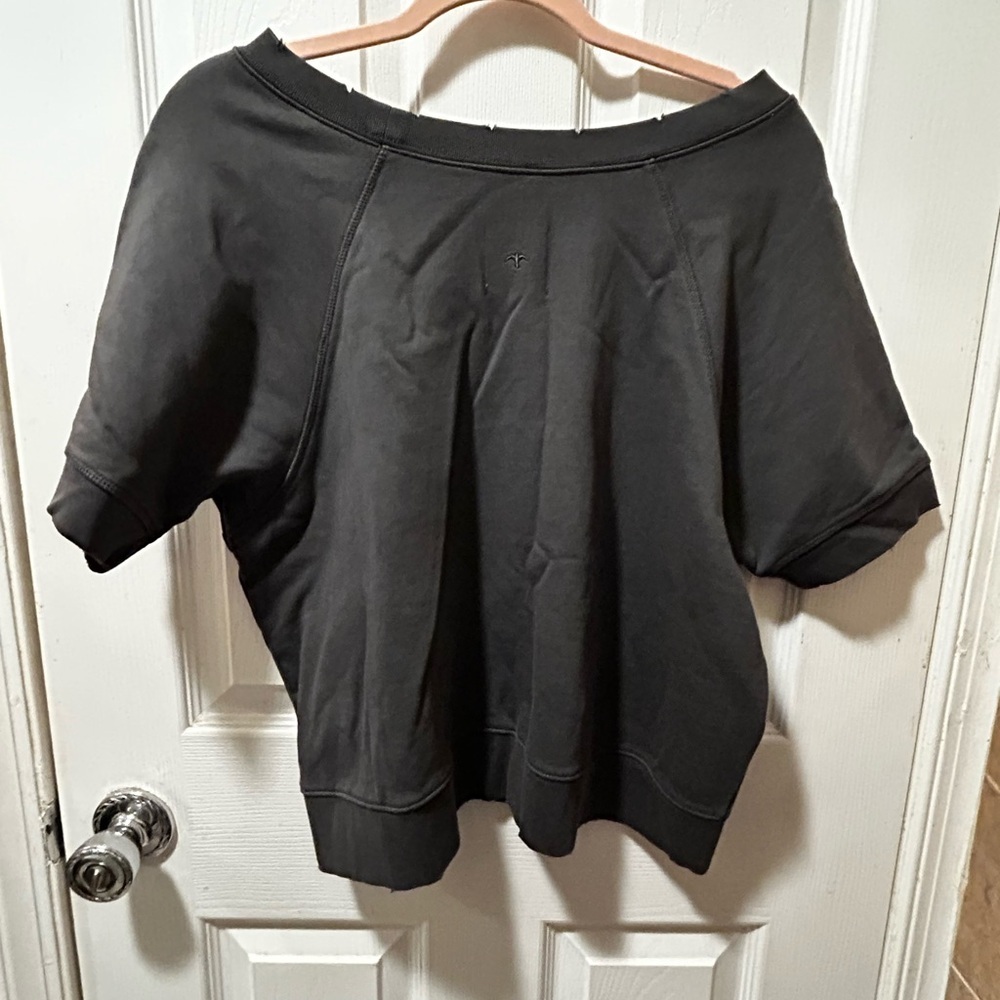 NWT Serra by Josie Rucker Short Sleeve Sweatshirt Size M - Picture 3 of 5